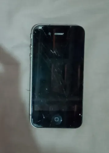 iPhone 4 32GB Com Defeito