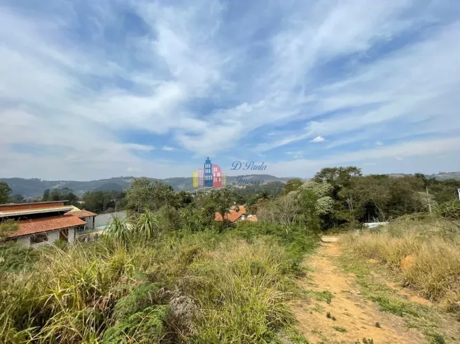 Terreno à venda em condomínio no Portal das Acácias em Santana de Parnaíba-SP! 600m² de ár