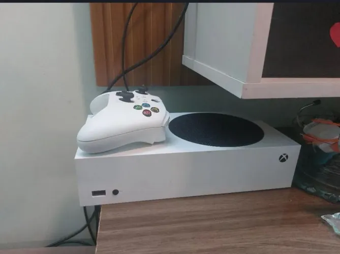 Xbox séries S 512 gb semi novo