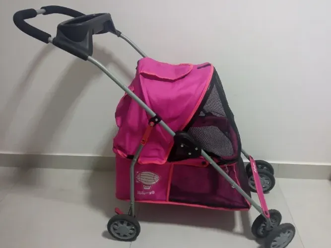 Carrinho de Passeio Pet - Ibiyaya Rosa - Porte Médio até 20Kg - Semi Novo