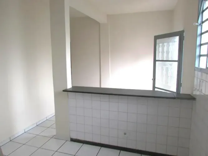 CASA NO NOVA CAHOEIRINHA/PARTE TÉRREA - ALUGUEL