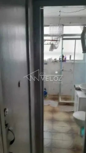Apartamento : / Residencial / Catete