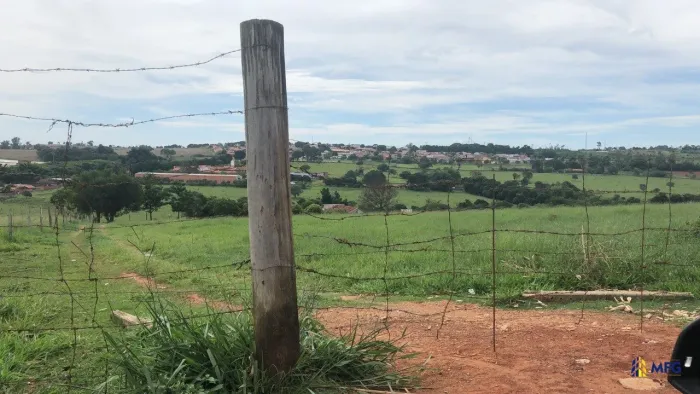 Área - Capela do Alto