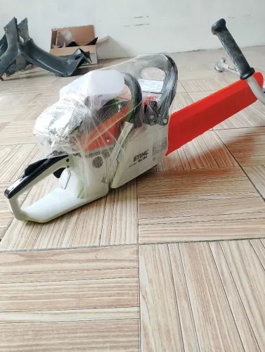 Moto serra profissional 