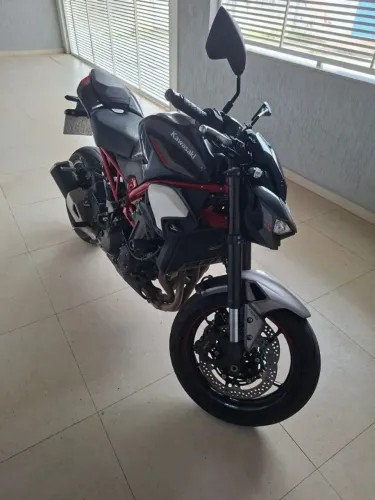 KAWASAKI Z900 ABS - ÚNICO DONO - APENAS 6.000 KM
