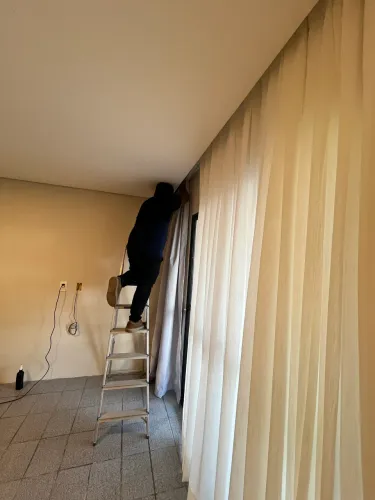 Instalação de cortinas e manutenções/higienização