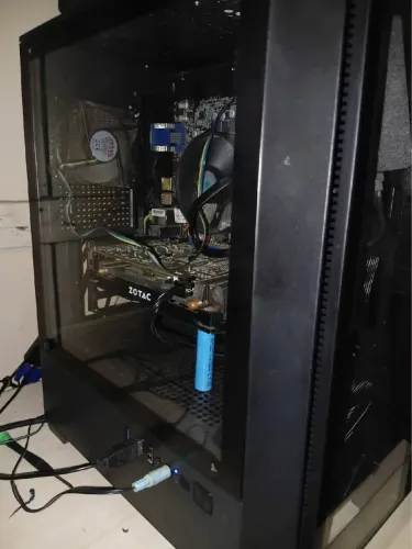 VENDO PC BOM I BARATO