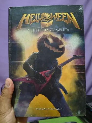 Livro - Helloween: A História Completa capa dura