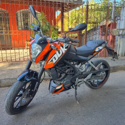 Moto KTM Duke 200cc - Ano 2016/17