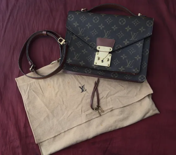 Bolsa Louis Vuitton Pochette Métis Monograma Original - Com Dust Bag