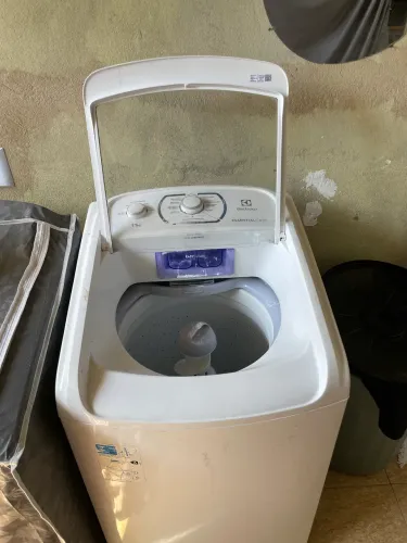 MÁQUINA DE LAVAR SEMINOVA ELETROLUX