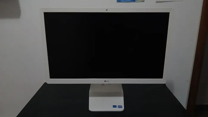 Computador LG All In One 22V280