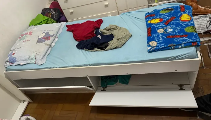 Cama Baú lateral Infantil / Solteiro com Colchão - Excelente Espaço de Armazenamento