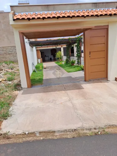 Casas Residenciais Padrão em Brodowski