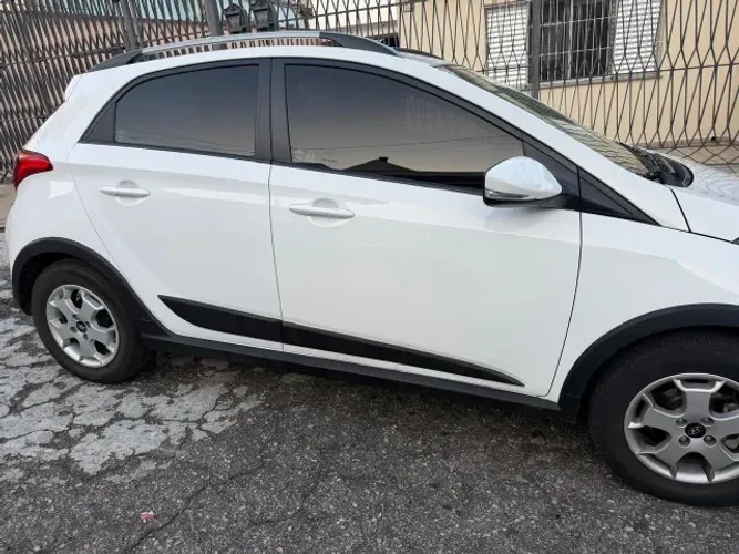 Hyundai HB20X Style 1.6 Flex 16V Aut. 2014