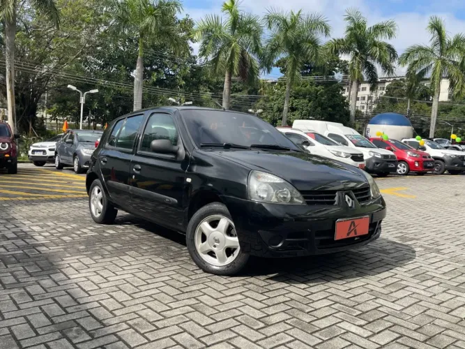 Renault Clio Campus Hi-flex 1.0 16V 5P 2011