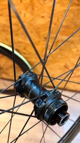 Rodas em carbono Swift H80 e H60 para bikes de Triathlon e TT