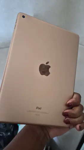 Ipad 6 Rose Gold - 32GB Impecável
