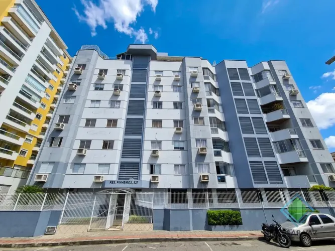 Imóvel para venda tem 103 metros quadrados com 3 quartos em Campinas - São José - SC