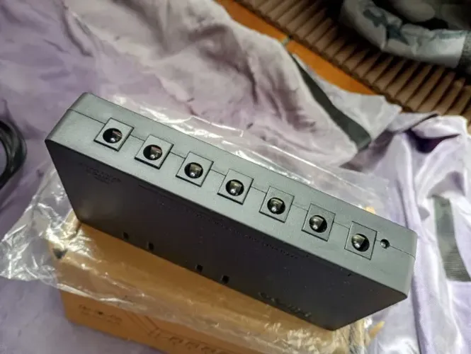 Fonte para Pedal de Guitarra Hiree