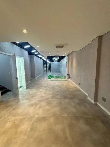 Loja à venda - Savassi - Área útil = 161,12 de piso + 28,11 m² no mezanino; - Belo Horizon