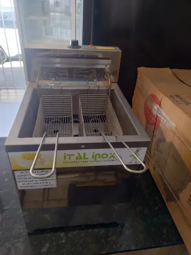 Fritadeira Elétrica Ital Inox FAOCI-18 Classic Mesa 220V - Perfeito Estado