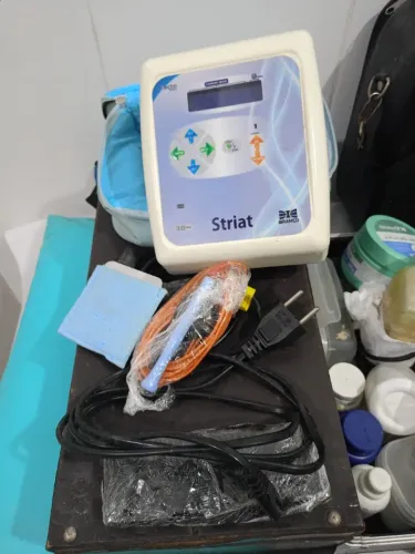 Aparelho Striat Ibramed (Corrente Microgalvânica) - Ótimo Preço
