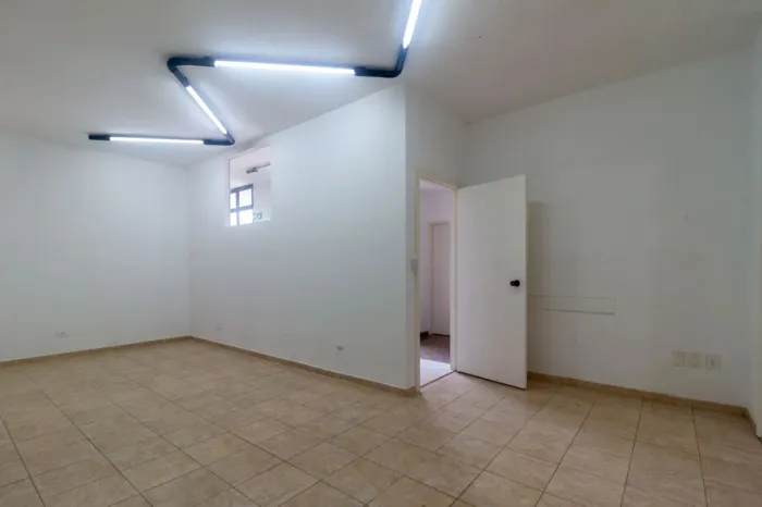 Sala comercial na Avenida Paes de Barros, 2333 - conjunto 01 50 m²