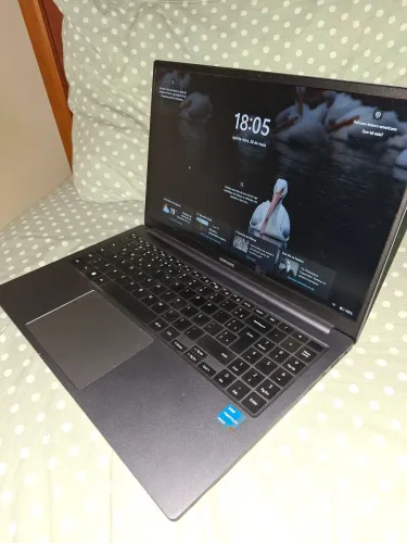 Samsumg galaxy book
