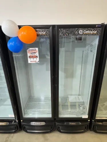 Cervejeira Conveniência 2 portas 950 litros 6 negativos Gelopar Nova 