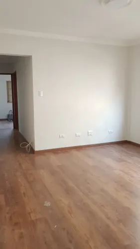 Imóvel para venda possui 70 metros quadrados com 2 quartos em Igapó - Londrina - PR