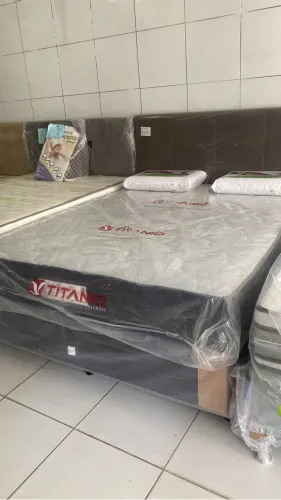 CAMA QUEEN