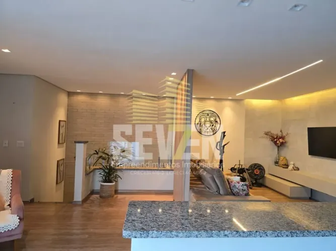 Cobertura à Venda no Infinity 138 m², 3 Dormitórios, 2 Vagas e Completa em Armários
