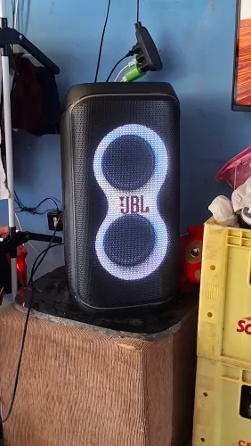 Vendo caixa JBL 120 Club