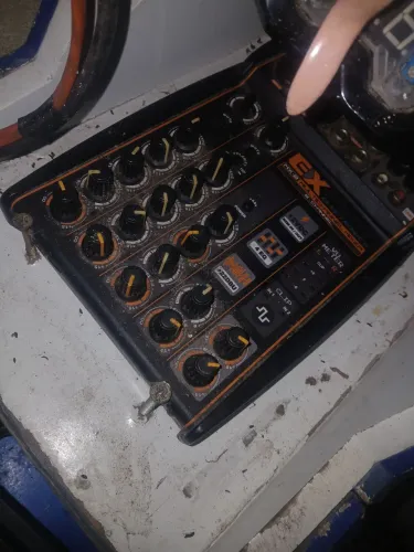 Vendo mesa de som top de verdade