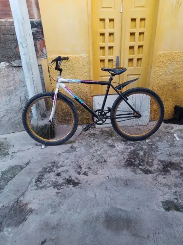 Bike.preta.aro.26