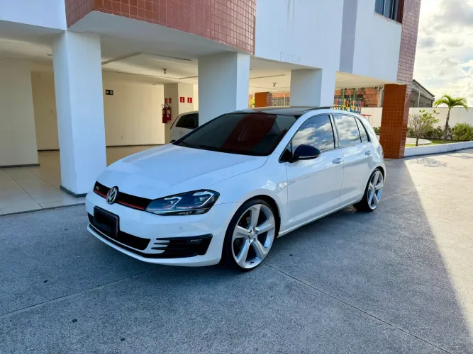 Volkswagen Golf Comfortline 1.4 TSI 140cv Aut. 2015