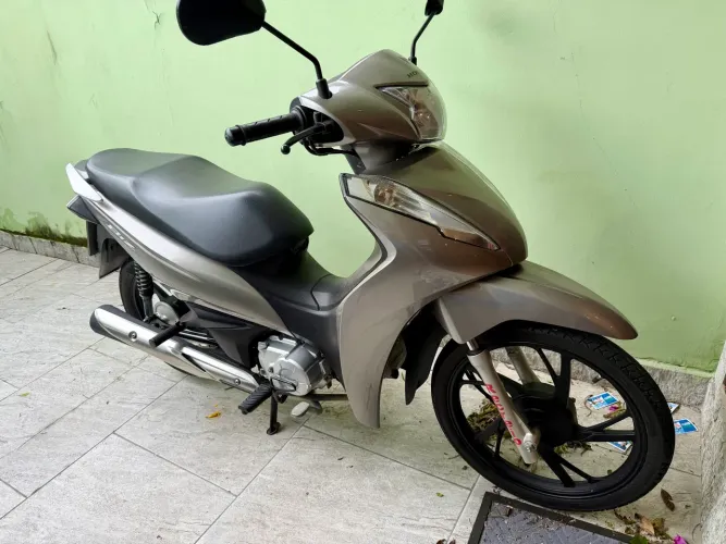 Honda Biz 2023 PARTICULAR (U.Dono)