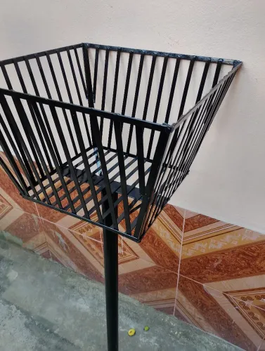 Lixeira quadrada 50 por 50 estilo taça.. com entrega e instalação grátis