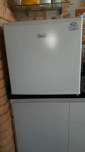 Vendo frigobar