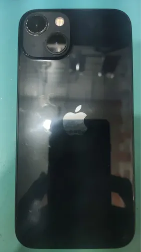 iPhone 13 128GB de procedência saúde da bateria em 88% 