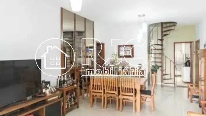 Duplex para venda tem 174 metros quadrados com 4 quartos em Tijuca - Rio de Janeiro - RJ
