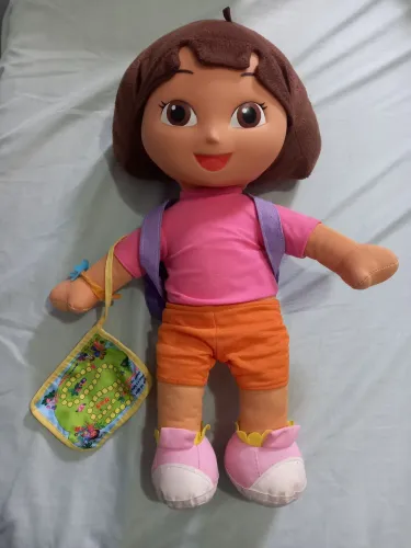 Boneca Dora Aventureira 