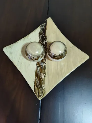 Enfeite para centro de mesa duas bolas