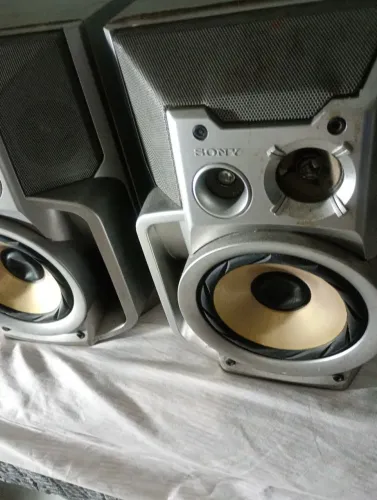 Caixas acústicas SONI