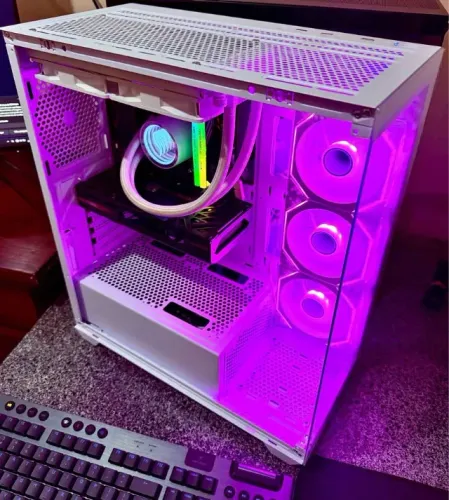 PC GAMER AMD Ryzen 5 5600GT 4.2Ghz