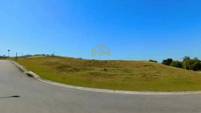 TERRENO A VENDA NO CONDOMÍNIO CAMPO DE TOSCANA - VINHEDO/SP.