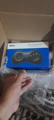 Controle Mega Drive M30 8BITDO sem Fio.