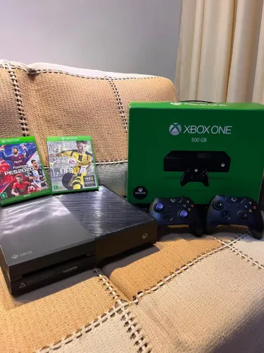 Vendo Xbox One 500gb