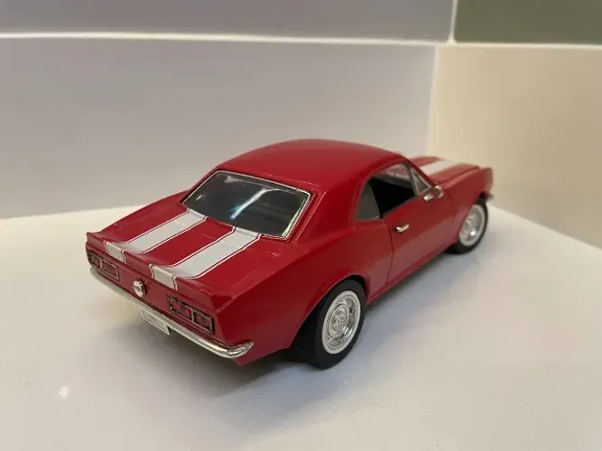 Miniatura 1/24 Chevrolet Camaro 1967